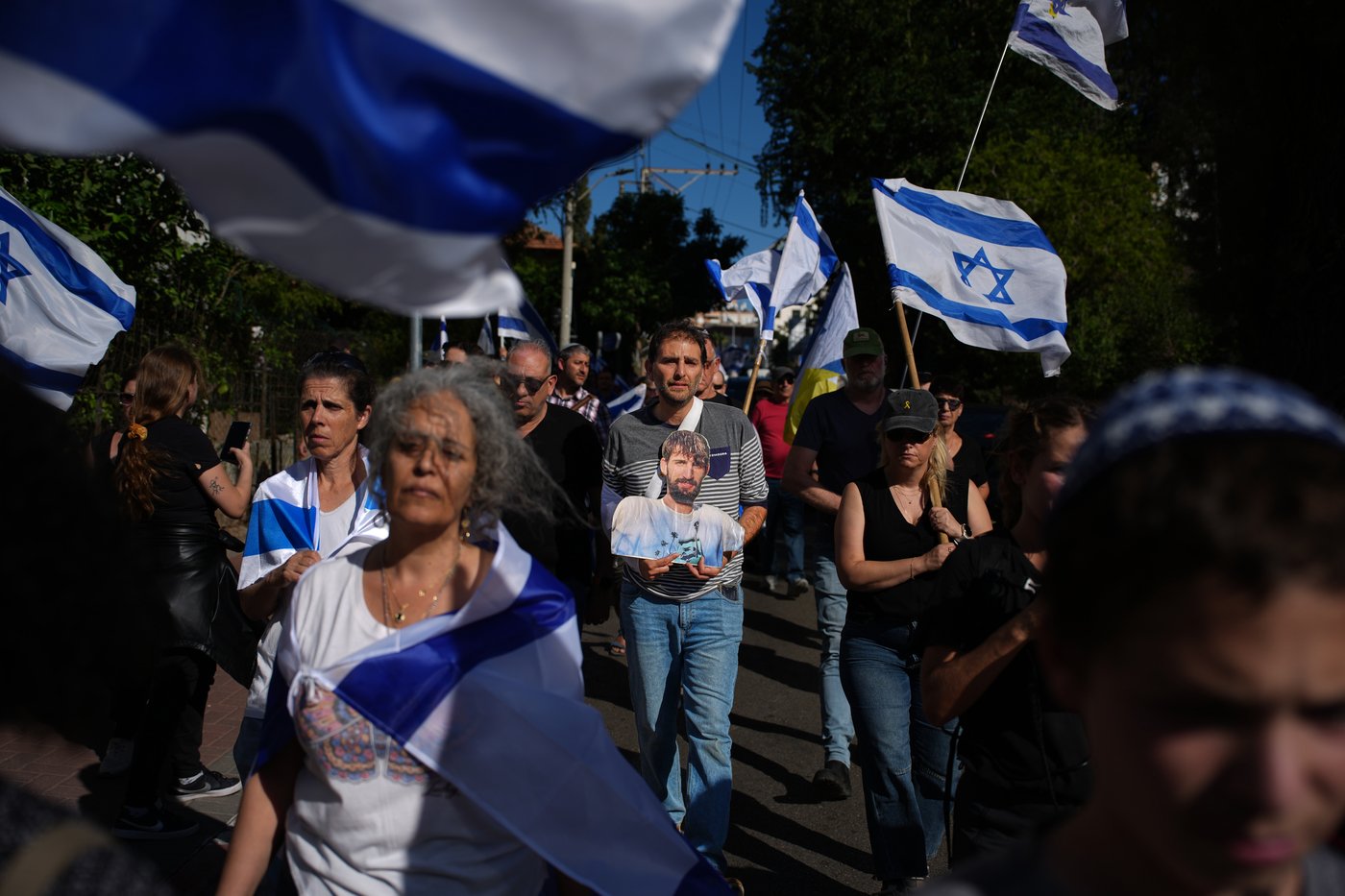 Israeli military says one of the bodies handed over by Hamas is not that of a hostage | iNFOnews.ca