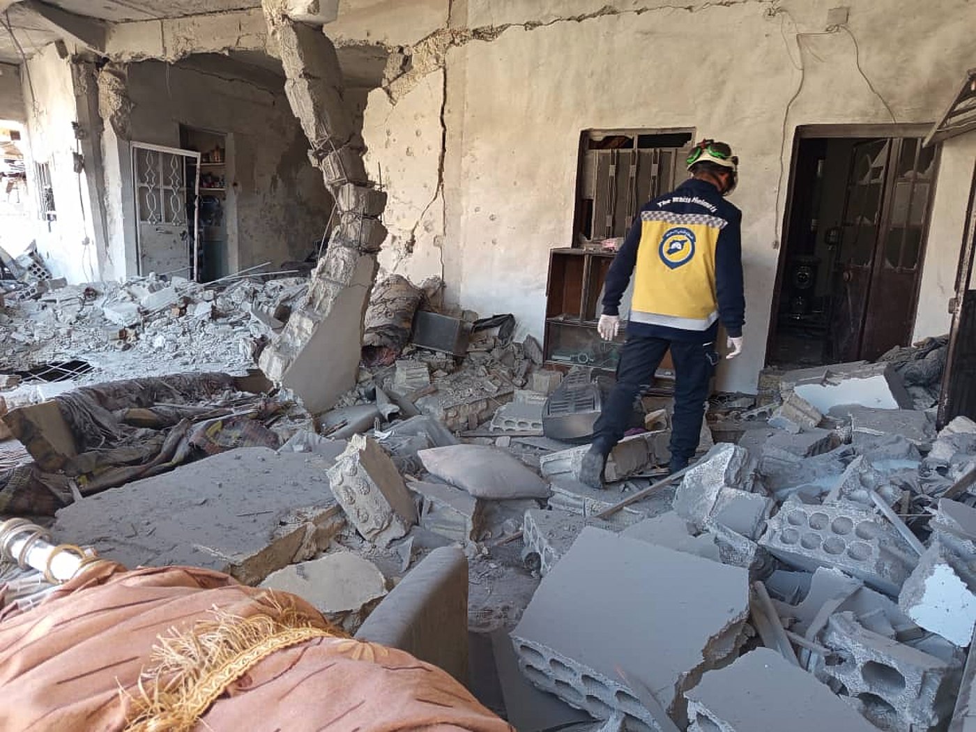 Israeli forces kill at least 13 people in southern Syria raid, officials and residents say | iNFOnews.ca