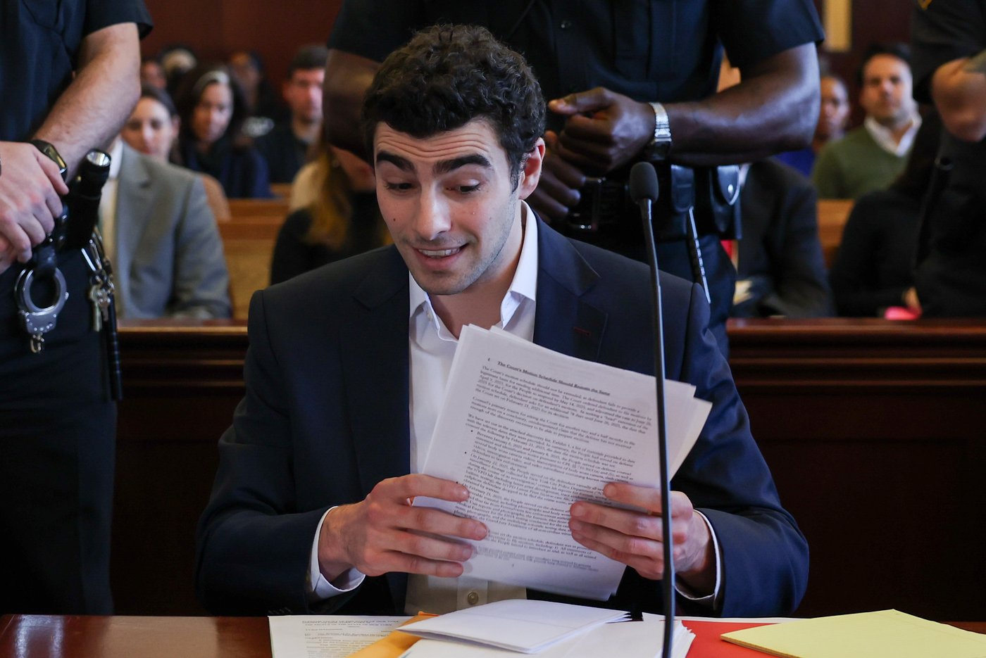 A bag, a hoagie and a long wait for a ruling: What we learned at Luigi Mangione’s pretrial hearing | iNFOnews.ca A bag, a hoagie and a long wait for a ruling: What we learned at Luigi Mangione’s pretrial hearing | iNFOnews.ca