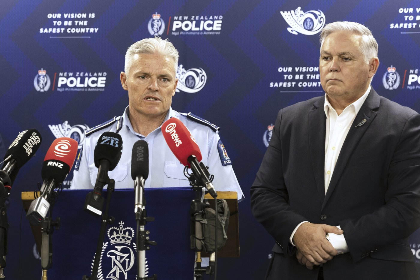 New Zealand police investigate how a man hid his 3 children in a forest for years without discovery | iNFOnews.ca New Zealand police investigate how a man hid his 3 children in a forest for years without discovery | iNFOnews.ca
