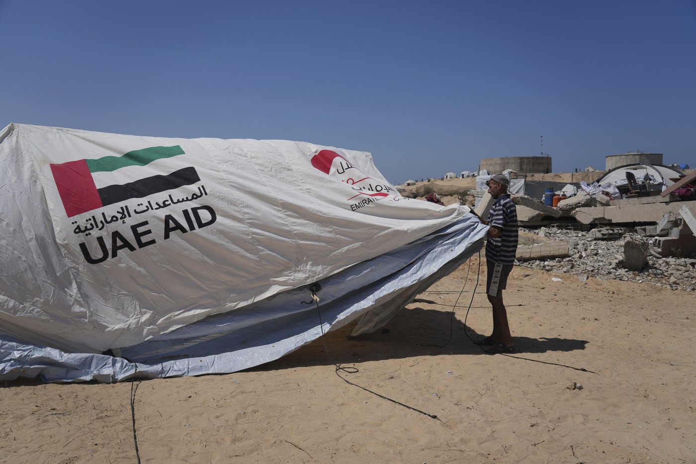 Despair deepens for a Palestinian family forced to flee across Gaza yet again | iNFOnews.ca