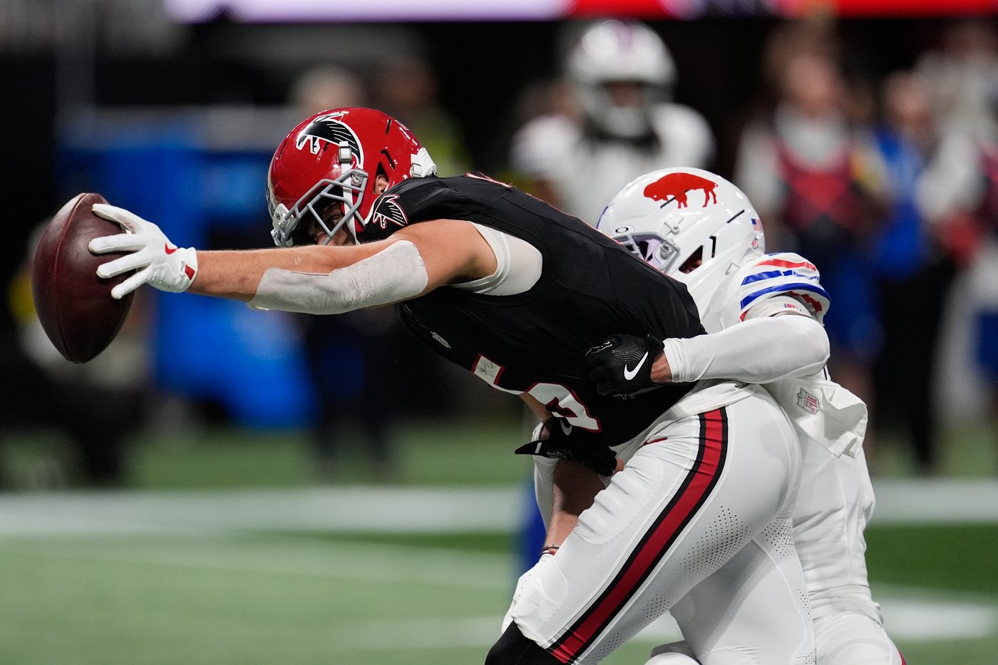 Falcons’ Bijan Robinson and Drake London lead complete performance in upset of Bills | iNFOnews.ca Falcons’ Bijan Robinson and Drake London lead complete performance in upset of Bills | iNFOnews.ca