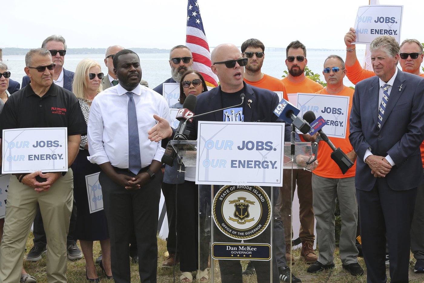 States and developer sue the Trump administration for halting work on New England offshore wind farm | iNFOnews.ca