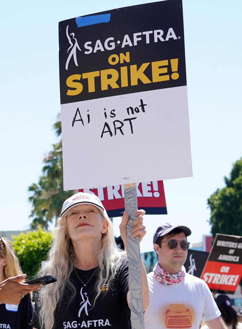 'AI actor' Tilly Norwood stirs outrage in Hollywood | iNFOnews.ca