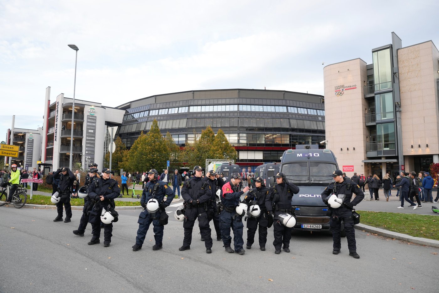 Pro-Palestinian protesters march to stadium ahead of World Cup qualifier between Norway and Israel | iNFOnews.ca Pro-Palestinian protesters march to stadium ahead of World Cup qualifier between Norway and Israel | iNFOnews.ca