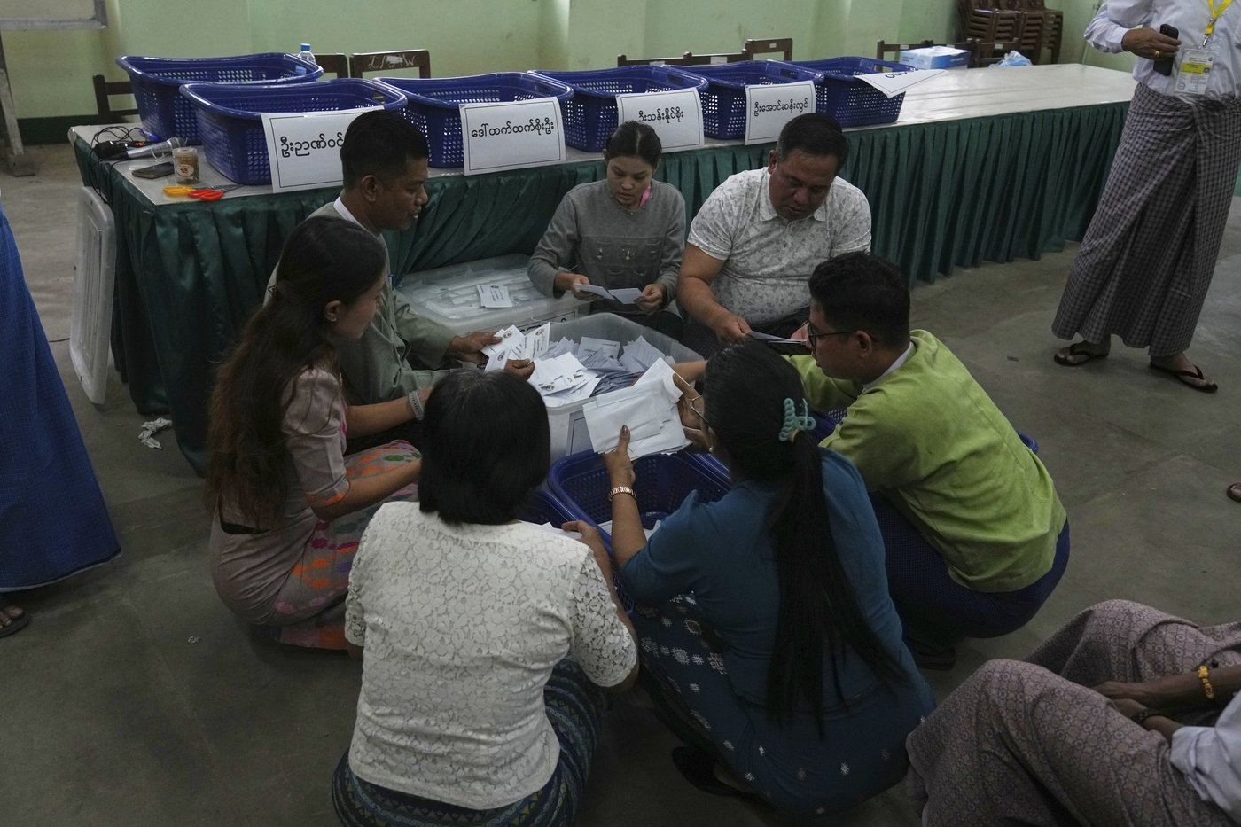 Photos show Myanmar holding its first election since the military seized power | iNFOnews.ca