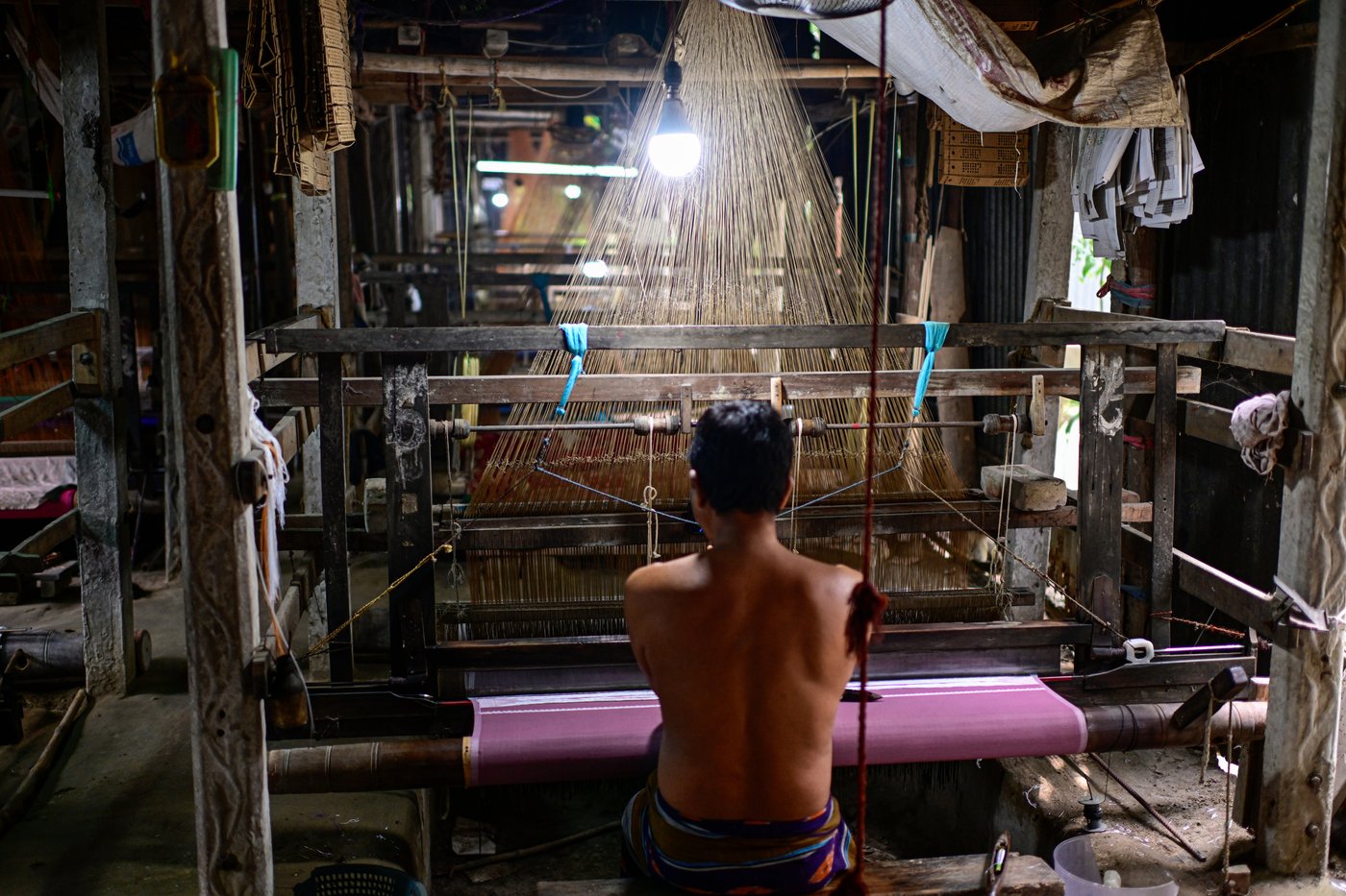 Handloom weavers of iconic Tangail saree in Bangladesh seek UNESCO heritage status for their craft | iNFOnews.ca