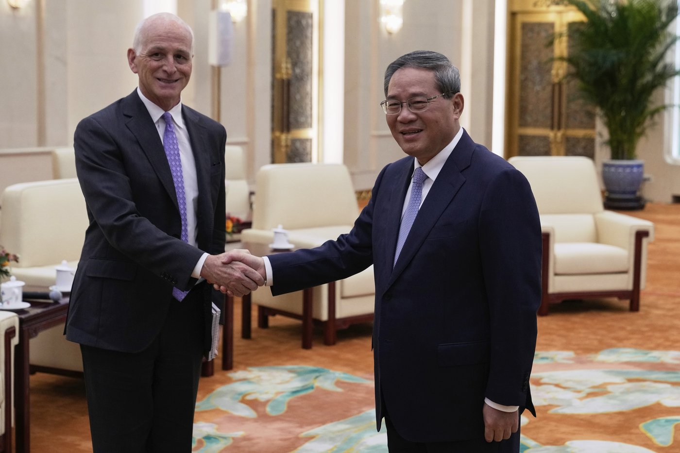 US lawmakers push for military dialogue in a rare China visit | iNFOnews.ca US lawmakers push for military dialogue in a rare China visit | iNFOnews.ca