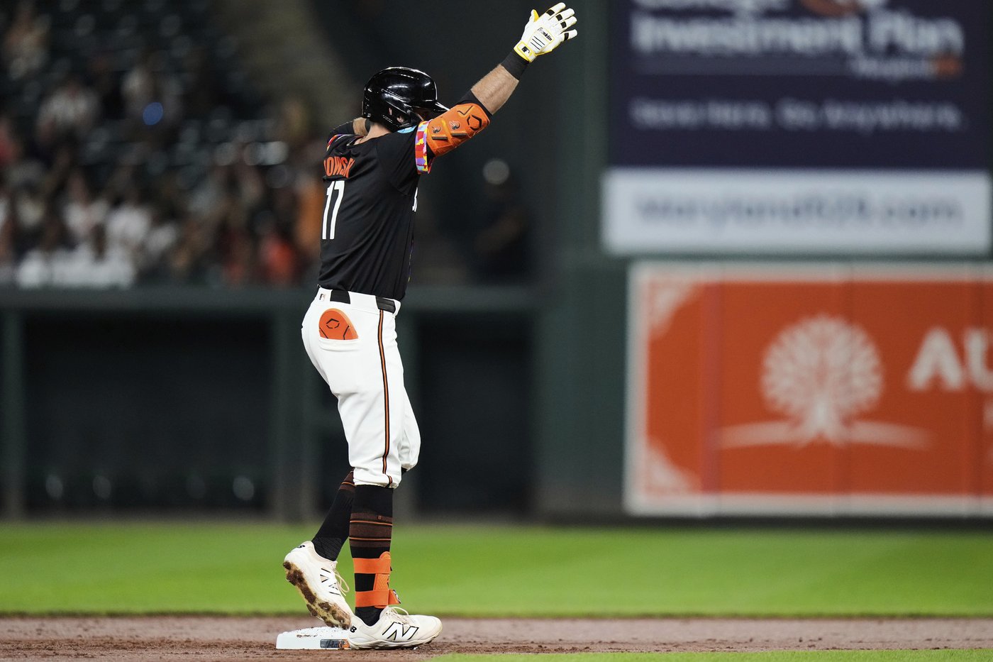Trevor Rogers lowers his ERA to 1.35 with 6 scoreless innings as the Orioles top the Yankees 4-2 | iNFOnews.ca