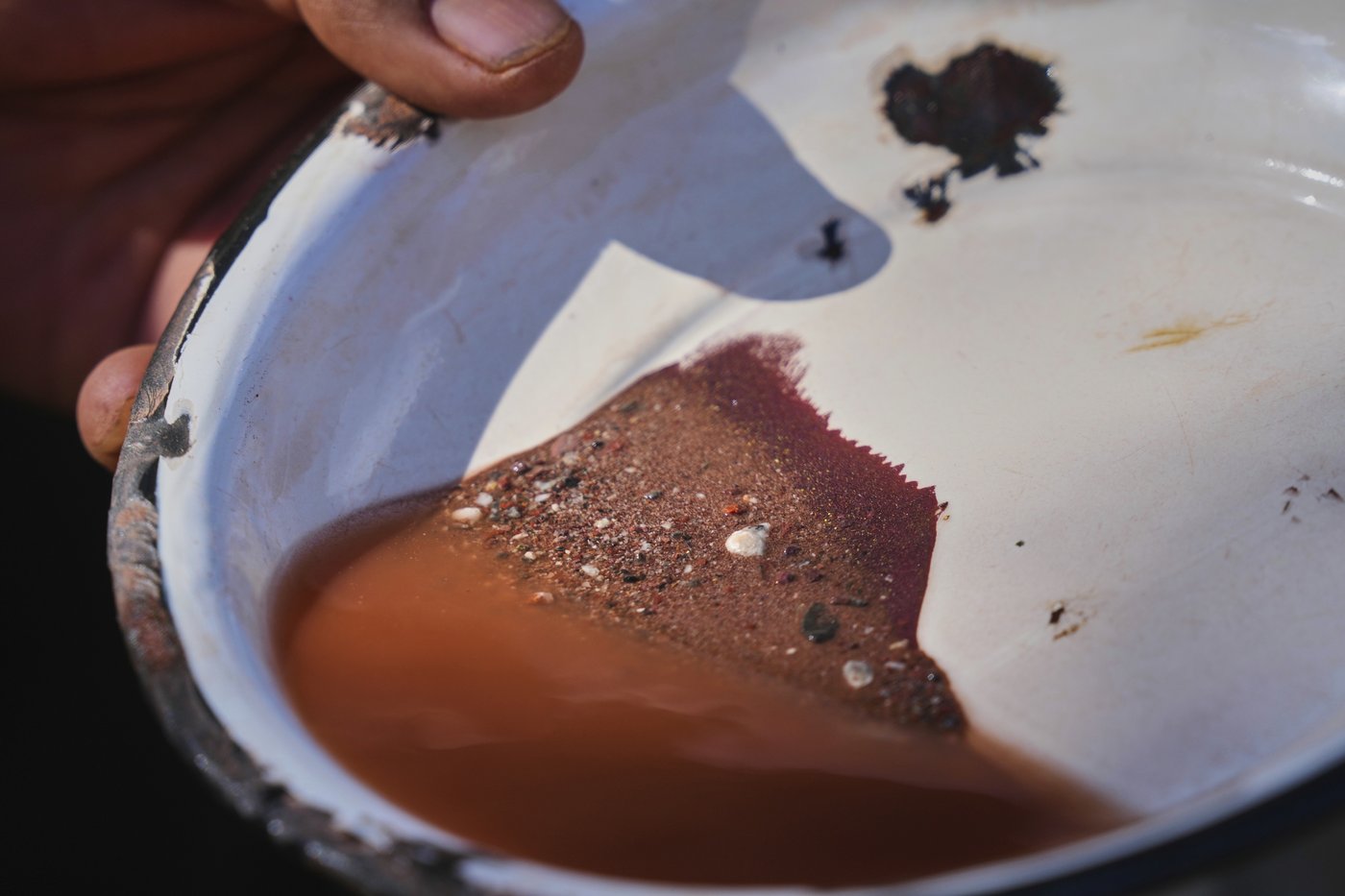 A poisoned region: Takeaways from AP's report on a boom in mercury mining in central Mexico | iNFOnews.ca
