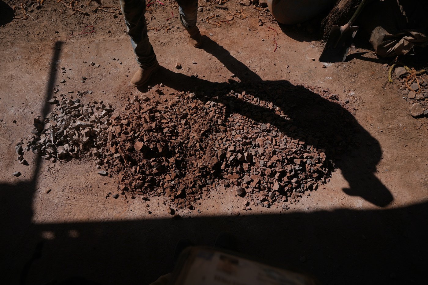 A poisoned region: Takeaways from AP's report on a boom in mercury mining in central Mexico | iNFOnews.ca