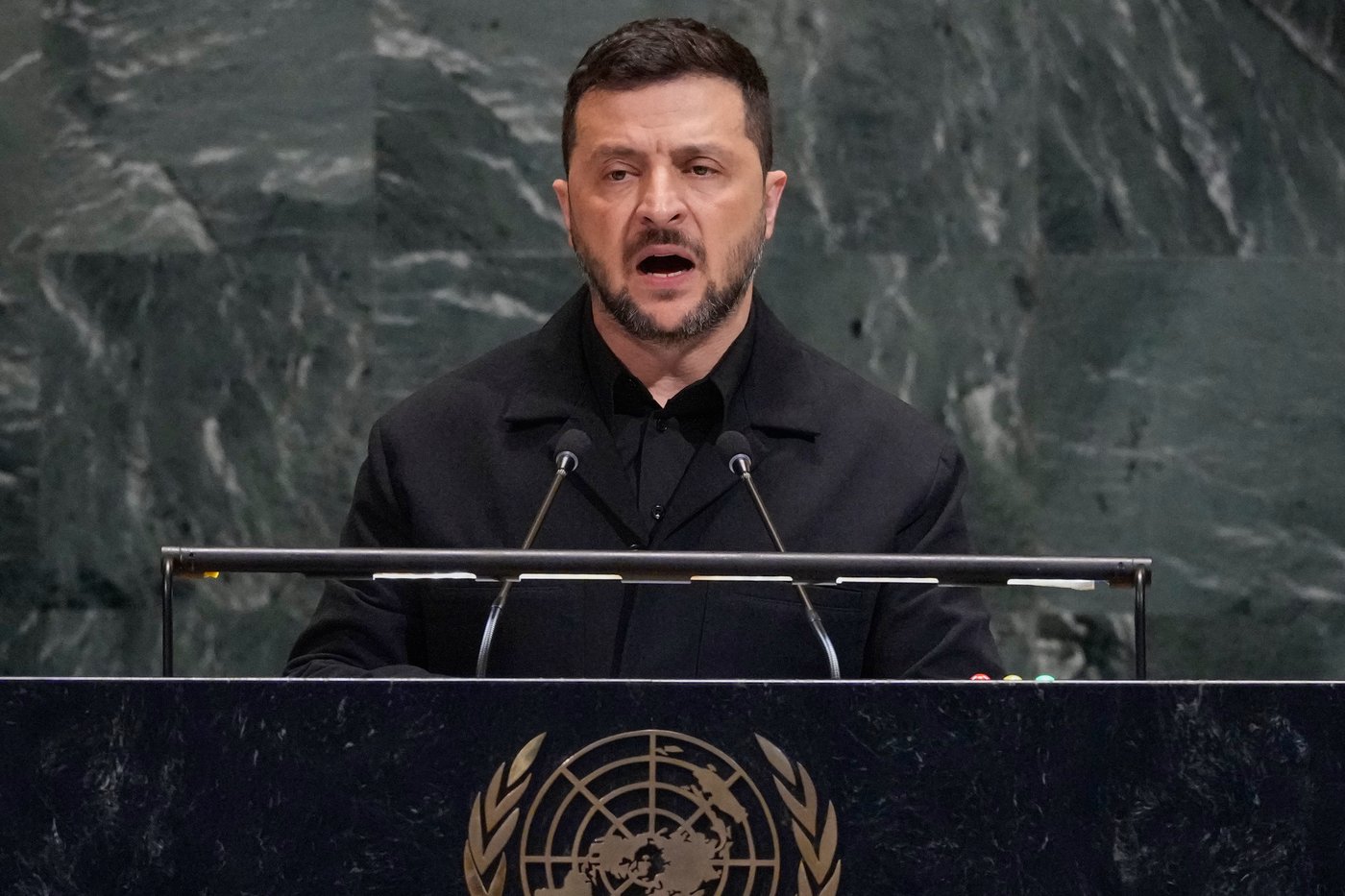 Ukrainians cautious after Trump shifts his stance, saying they can win the war against Russia | iNFOnews.ca Ukrainians cautious after Trump shifts his stance, saying they can win the war against Russia | iNFOnews.ca