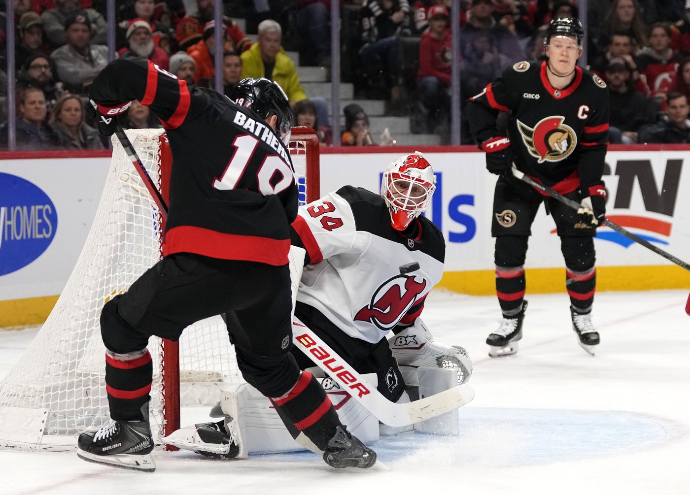 Tkachuk, Ullmark lead Senators to 4-1 win over Devils | iNFOnews.ca Tkachuk, Ullmark lead Senators to 4-1 win over Devils | iNFOnews.ca
