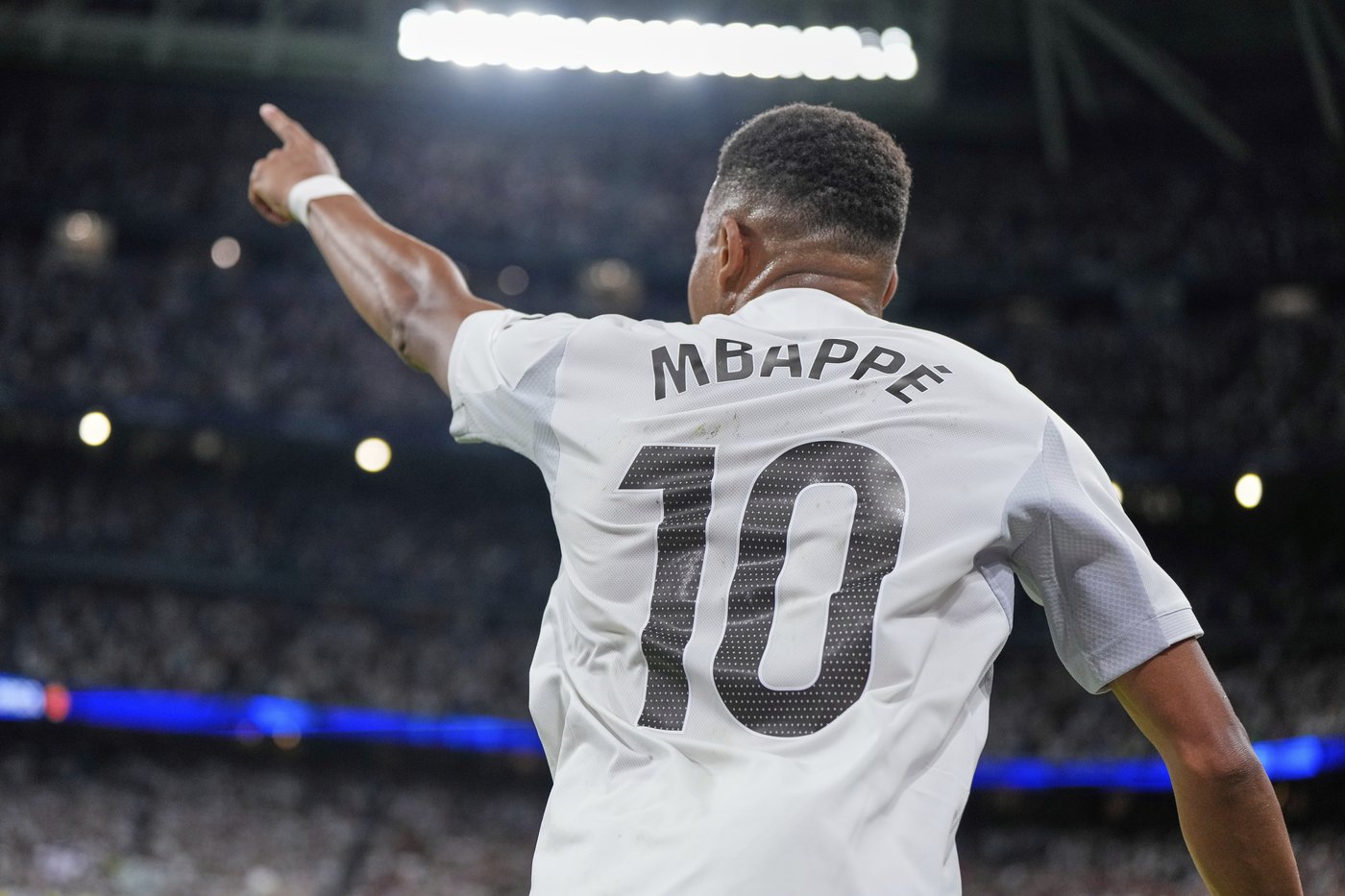 Fan detained after racially insulting Kylian Mbappé during Spanish league game | iNFOnews.ca