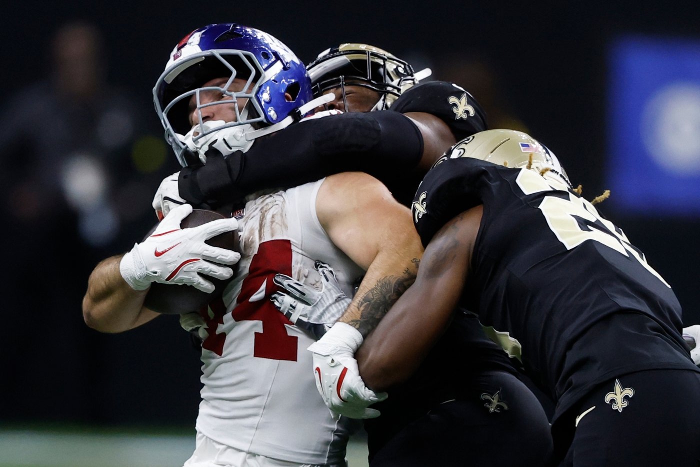 Turnover trouble keeps plaguing the Giants, who next host the Eagles on Thursday night | iNFOnews.ca