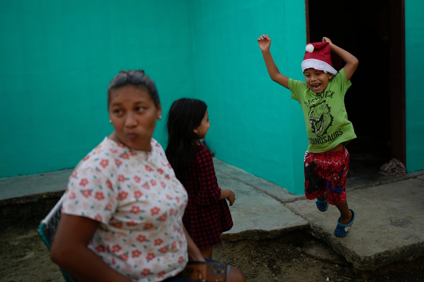 A Venezuelan family's Christmas: From the American dream to poverty | iNFOnews.ca