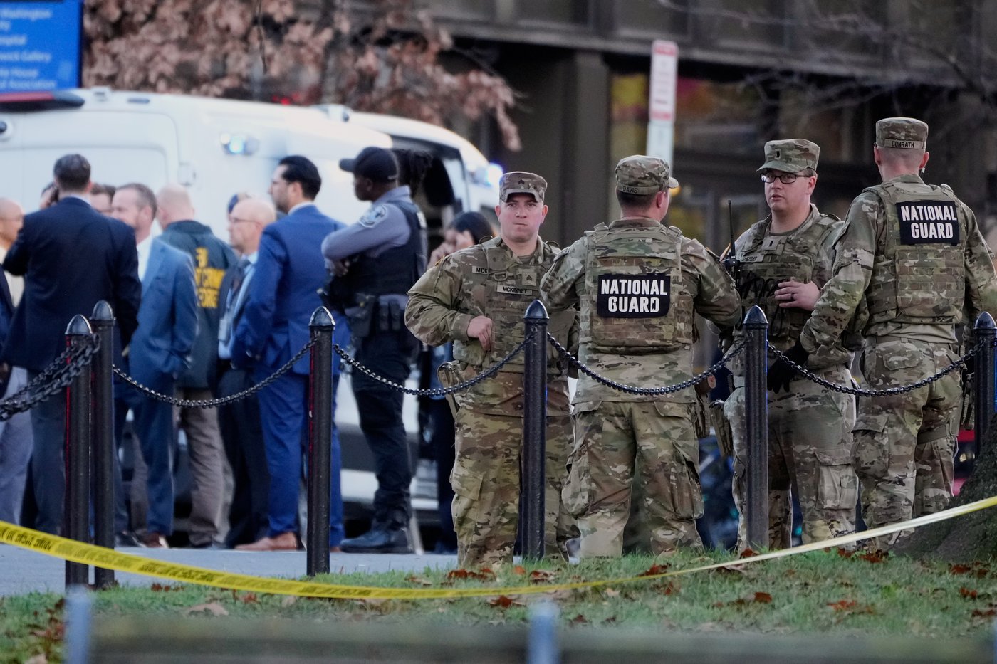Photos from the scene where 2 National Guard members were shot near the White House | iNFOnews.ca