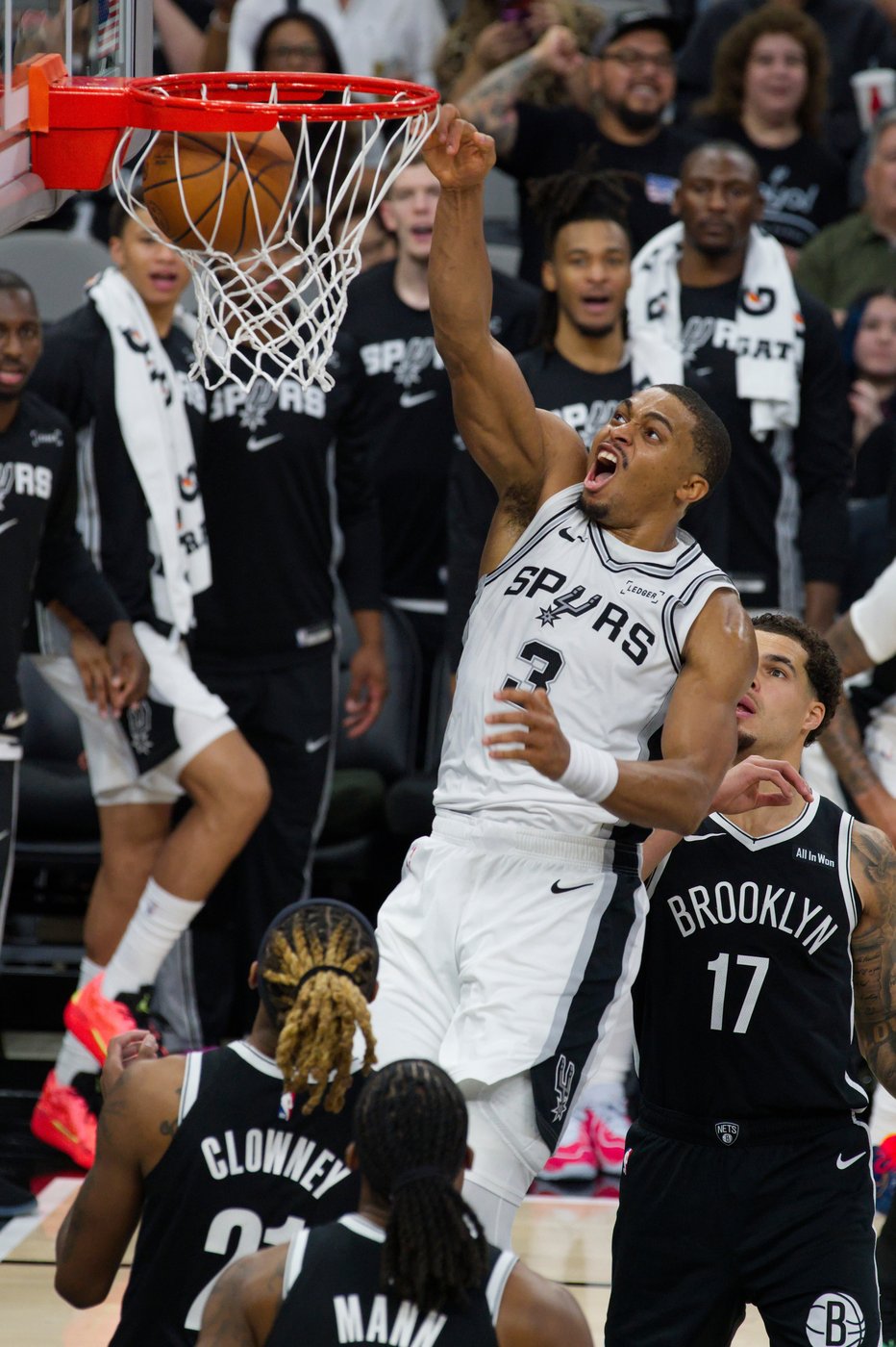 Wembanyama has 31 points and 14 rebounds as Spurs remain unbeaten with 118-107 victory over Nets | iNFOnews.ca Wembanyama has 31 points and 14 rebounds as Spurs remain unbeaten with 118-107 victory over Nets | iNFOnews.ca