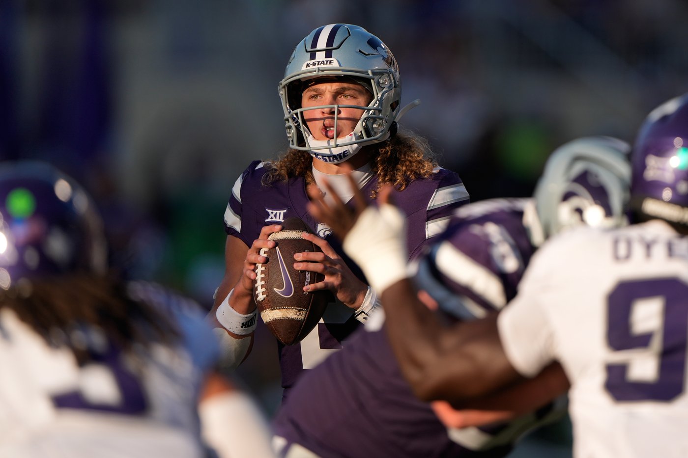Avery Johnson's three TD passes and two defensive scores lift K-State over TCU 41-28 | iNFOnews.ca