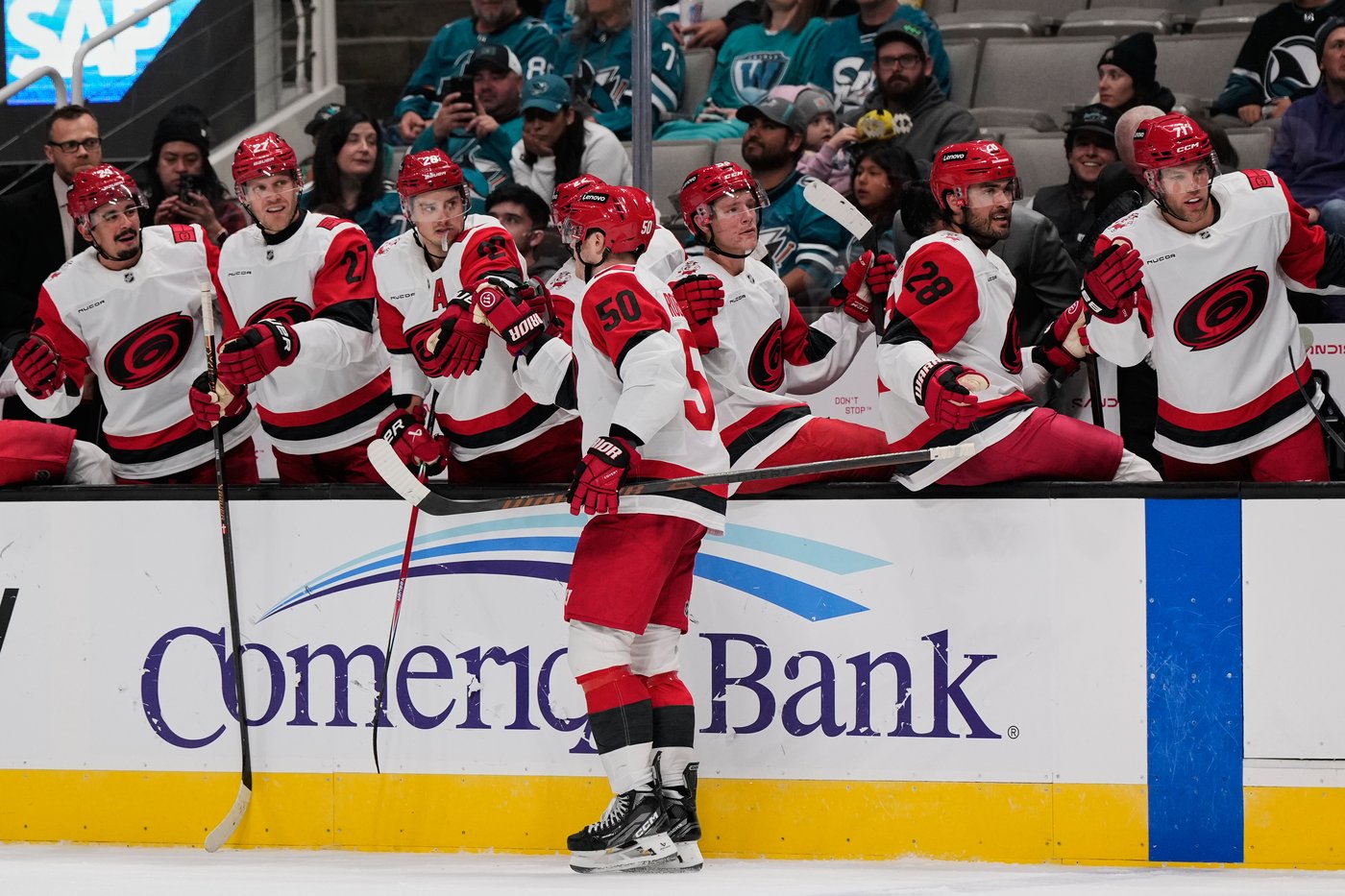 Carrier, Robinson score late in 2nd period and Hurricanes beat Sharks 5-1 to improve to 3-0 | iNFOnews.ca