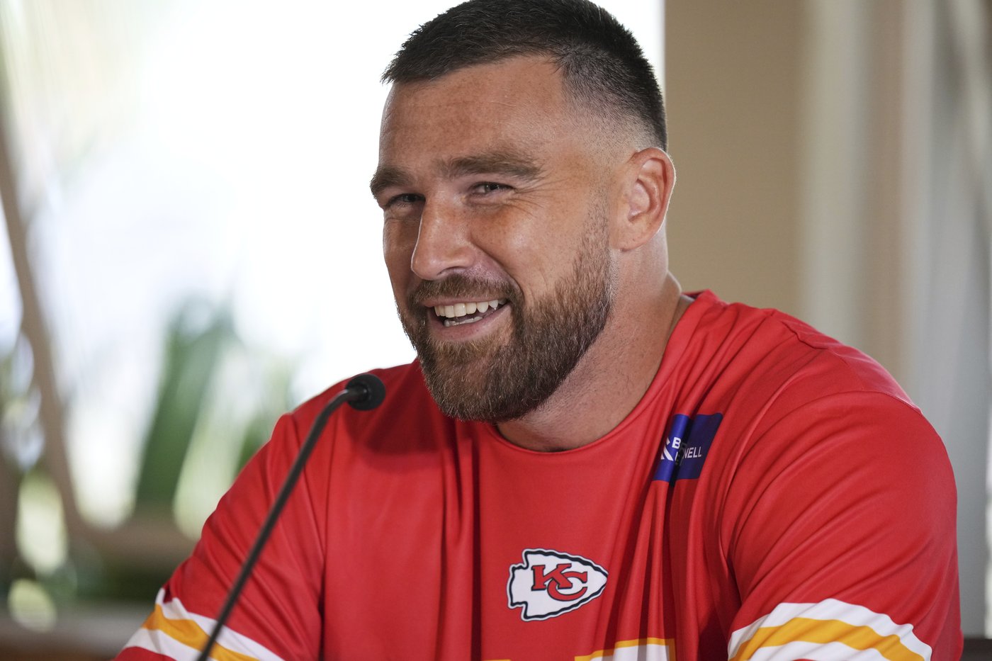 YouTube using creators to enhance broadcast of the NFL game between the Chiefs and the Chargers | iNFOnews.ca YouTube using creators to enhance broadcast of the NFL game between the Chiefs and the Chargers | iNFOnews.ca