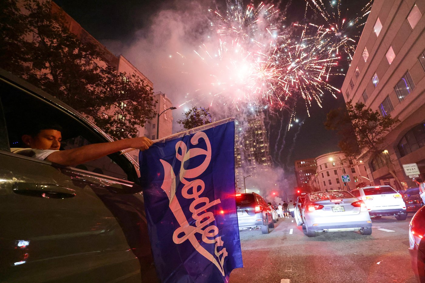 The Los Angeles Dodgers become first World Series repeat champions in 25 years, in photos | iNFOnews.ca