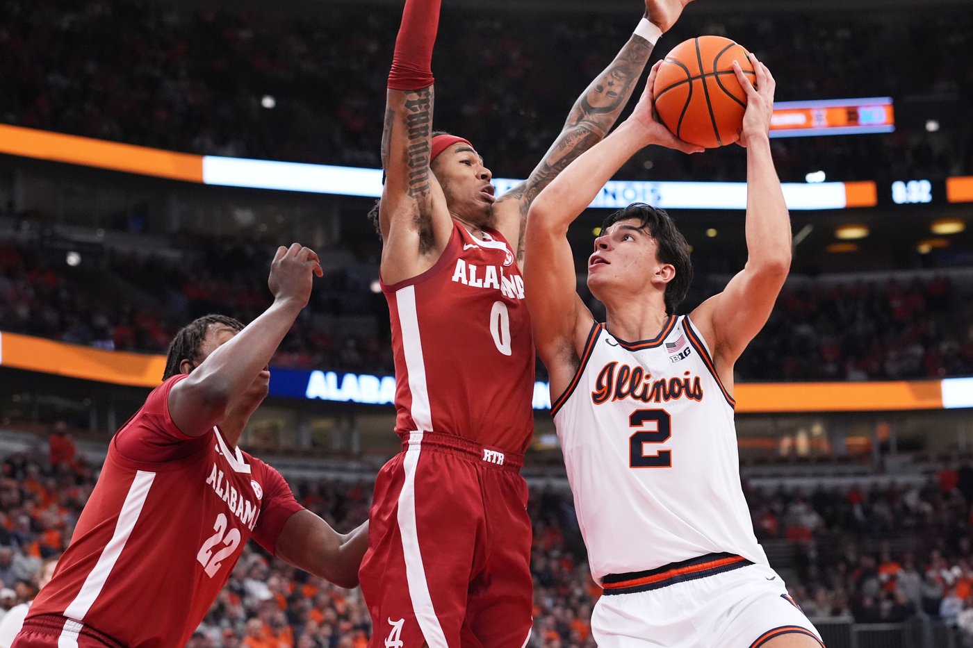 Philon scores 24 as No. 11 Alabama beats No. 8 Illinois 90-86 | iNFOnews.ca