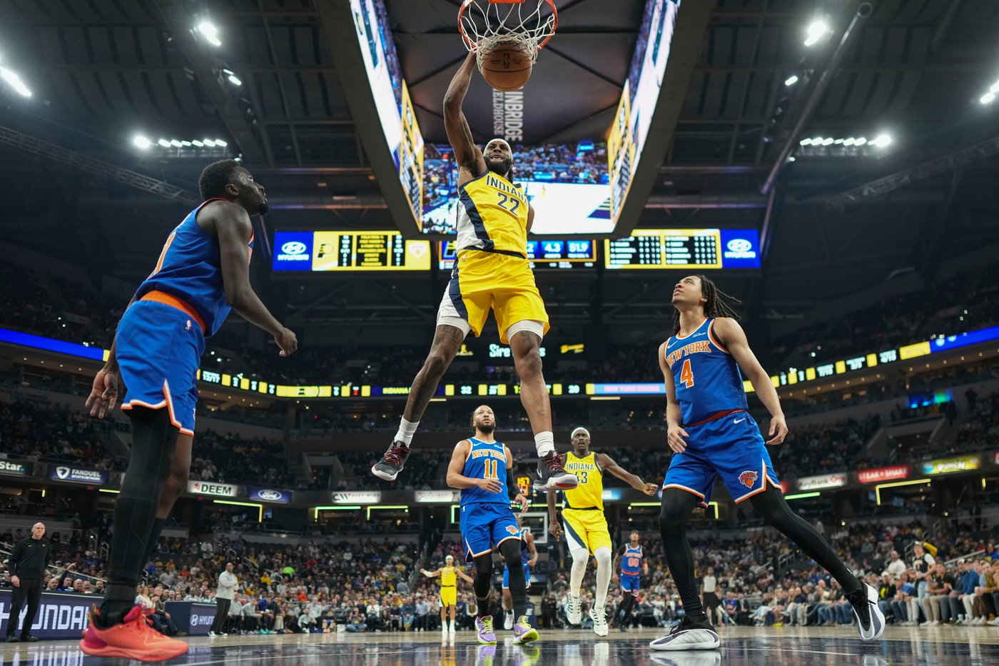 Jalen Brunson's late 3-pointer, OG Anunoby's steal helps short-handed Knicks beat Pacers 114-113 | iNFOnews.ca