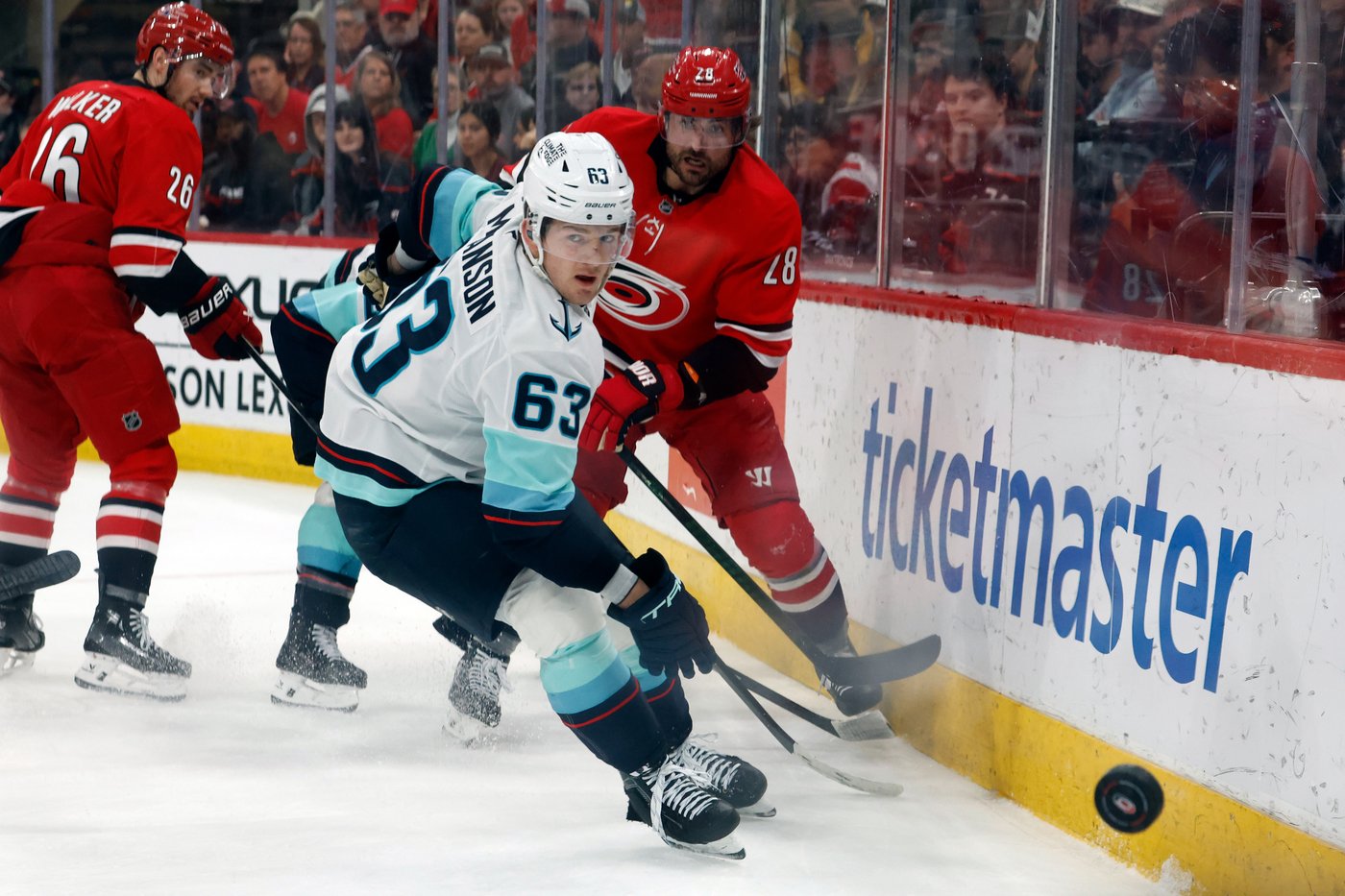 Jordan Staal's 2 assists lead Hurricanes to 3-2 win over Kraken | iNFOnews.ca