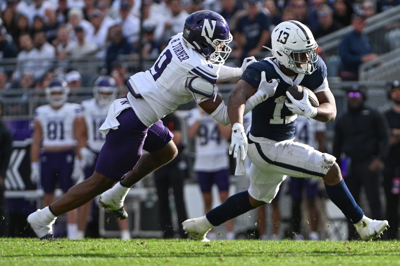 Komolafe scores late, leads Northwestern to 22-21 win over Penn State | iNFOnews.ca