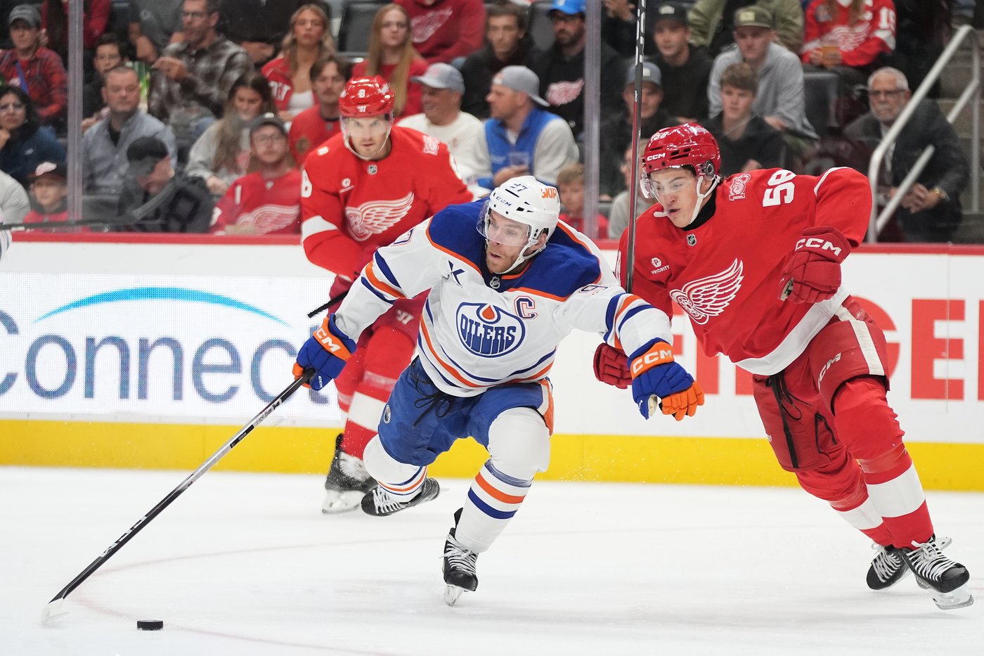 Larkin and Finne each score twice, lift surging Red Wings to a 4-2 win over Oilers | iNFOnews.ca Larkin and Finne each score twice, lift surging Red Wings to a 4-2 win over Oilers | iNFOnews.ca