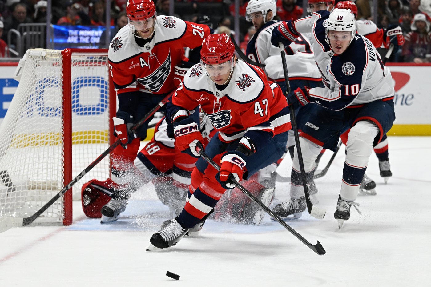 Thompson earns his 100th win as Capitals down Blue Jackets 2-0 | iNFOnews.ca