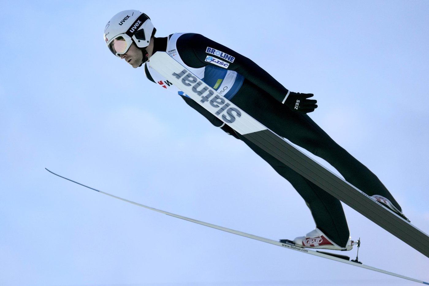 Strate, Boyd-Clowes named to ski jump team, but no chance for another mixed medal | iNFOnews.ca
