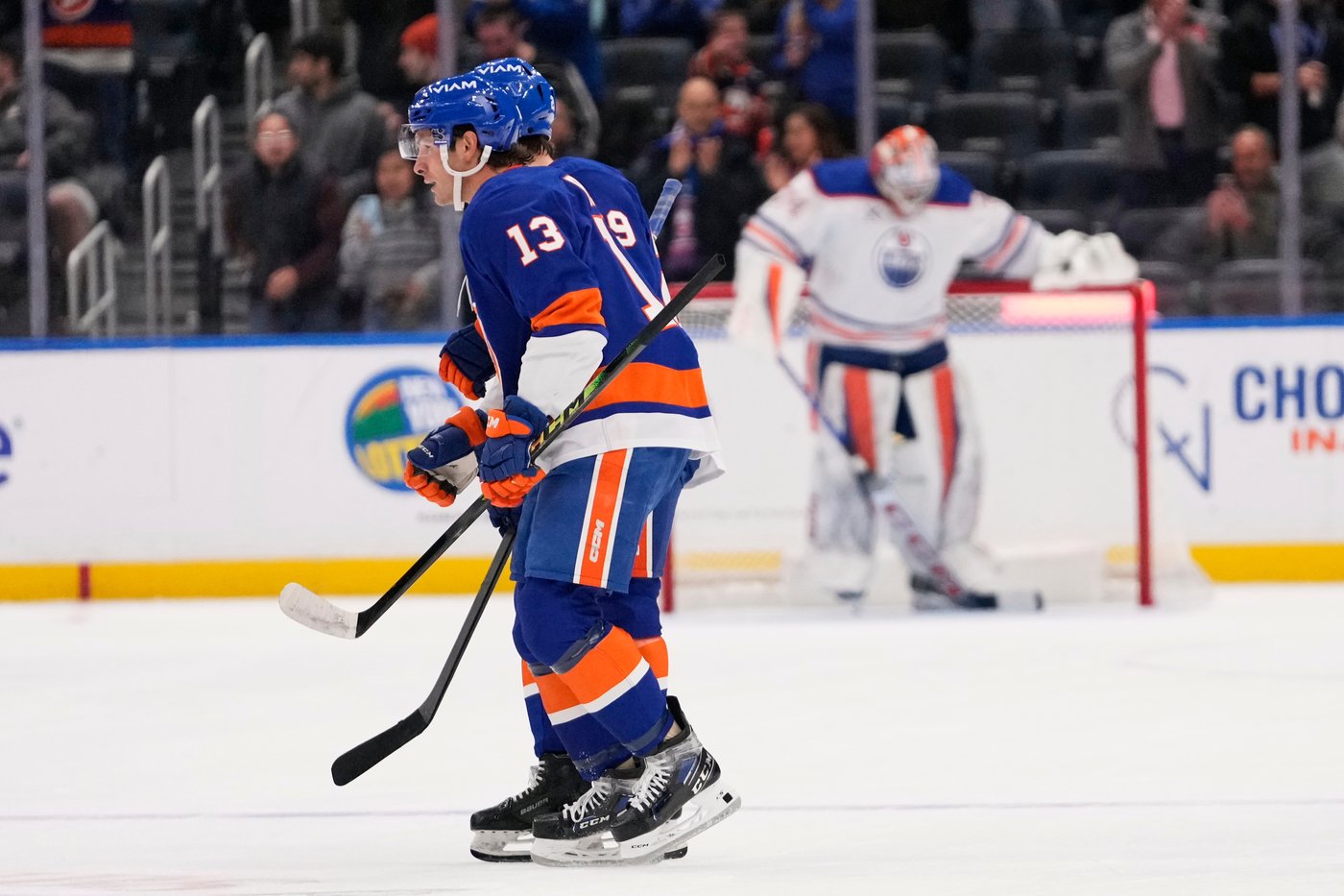 Bo Horvat has a hat trick as the Islanders beat the Oilers 4-2 for their 1st win this season | iNFOnews.ca Bo Horvat has a hat trick as the Islanders beat the Oilers 4-2 for their 1st win this season | iNFOnews.ca