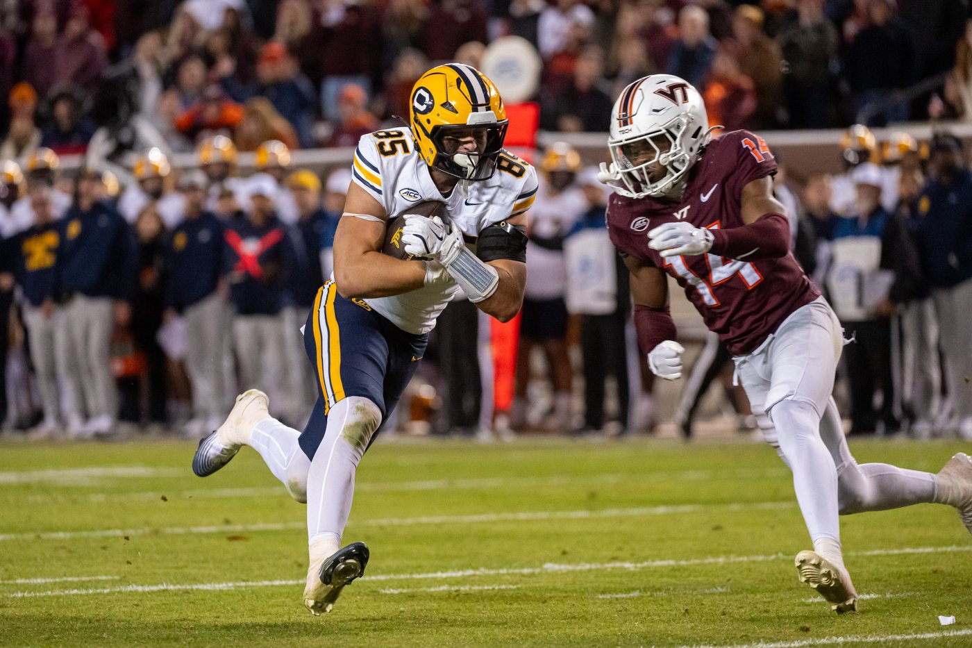 Kyron Drones leads Virginia Tech over California 42-34 in double OT | iNFOnews.ca