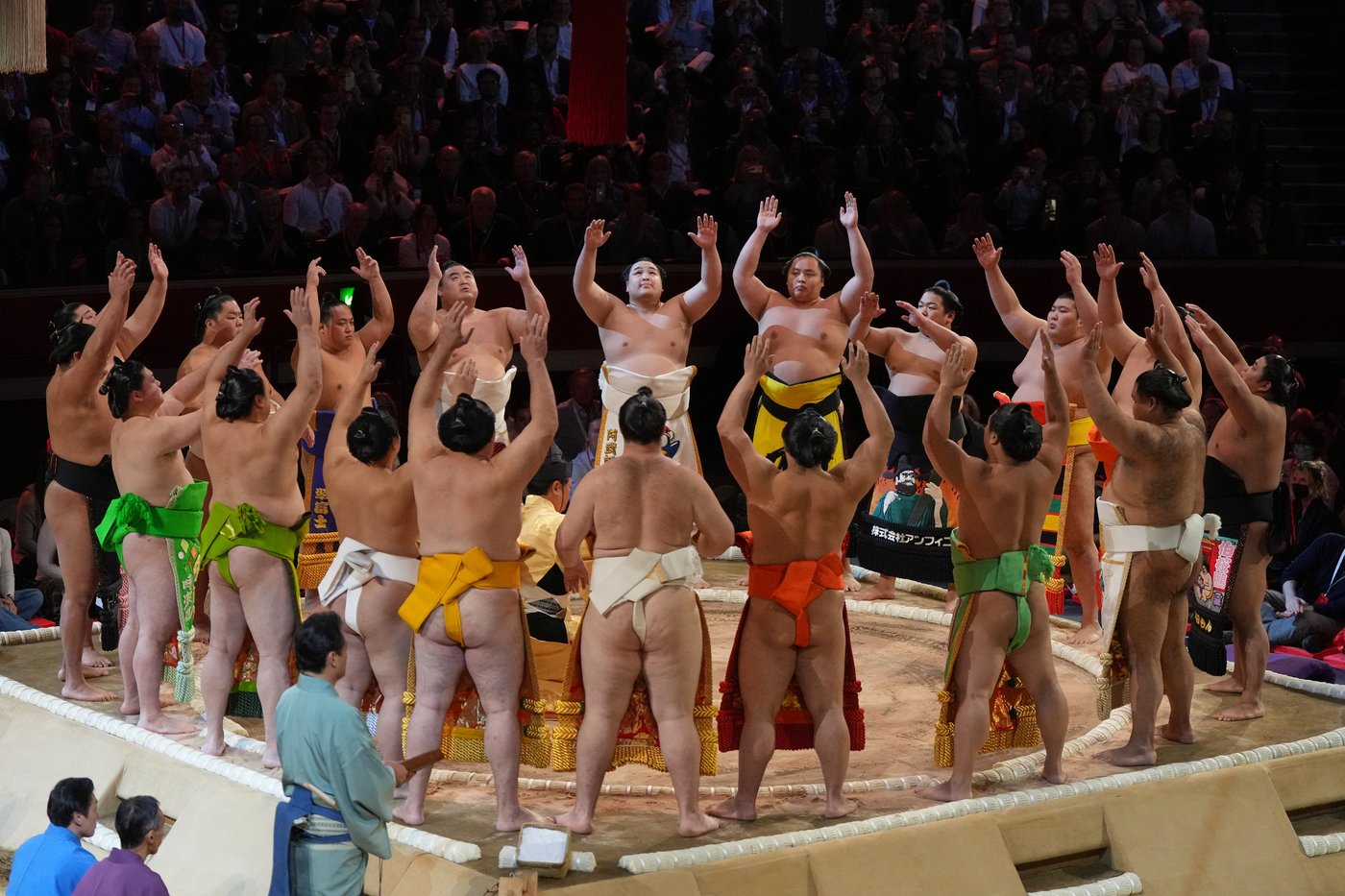 Photos show Sumo wrestlers bring 1,500 years of tradition to London's Royal Albert Hall | iNFOnews.ca
