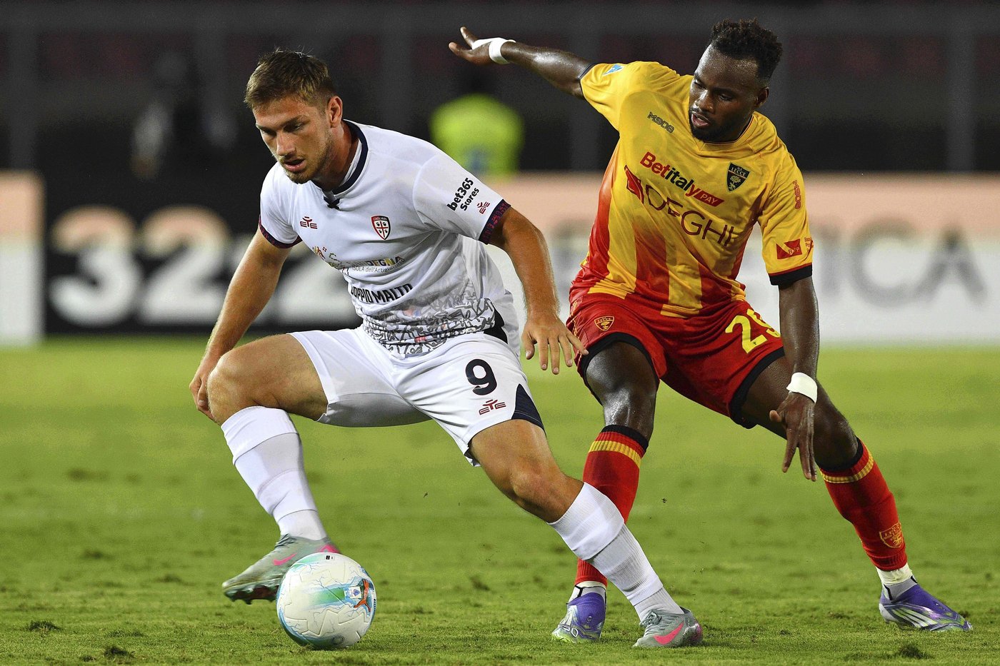 Belotti brace helps Cagliari down Lecce in Serie A | iNFOnews.ca Belotti brace helps Cagliari down Lecce in Serie A | iNFOnews.ca