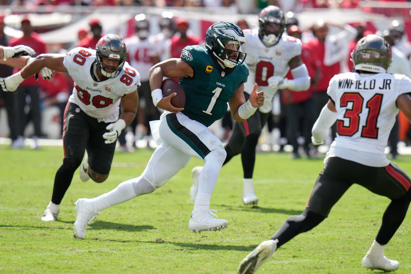 Eagles have plenty of ugly play, worse statistics to clean up even as Super Bowl champs sit at 4-0 | iNFOnews.ca