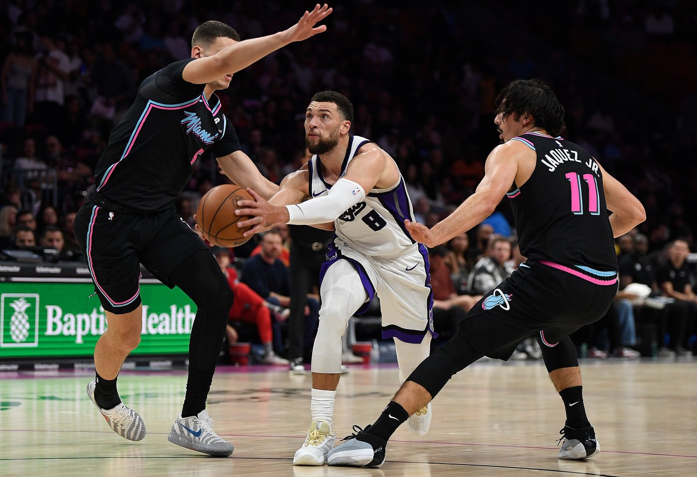Zach LaVine scores 42, Kings top Heat 127-111 to snap four-game slide | iNFOnews.ca Zach LaVine scores 42, Kings top Heat 127-111 to snap four-game slide | iNFOnews.ca