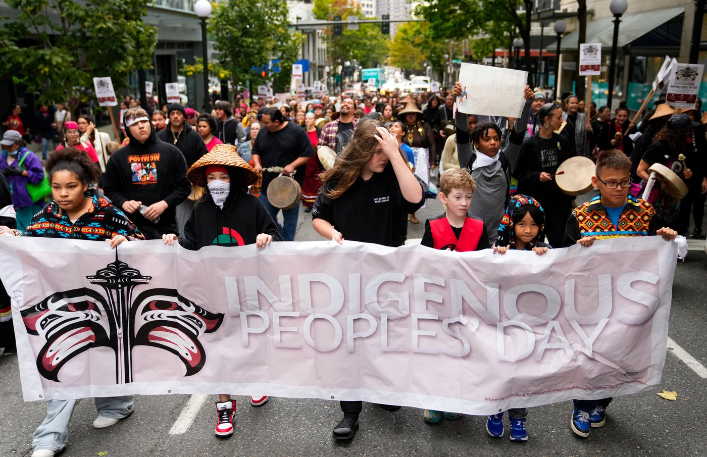 Some Indigenous Peoples Day events strike conciliatory tone amid Trump's focus on Columbus | iNFOnews.ca Some Indigenous Peoples Day events strike conciliatory tone amid Trump's focus on Columbus | iNFOnews.ca