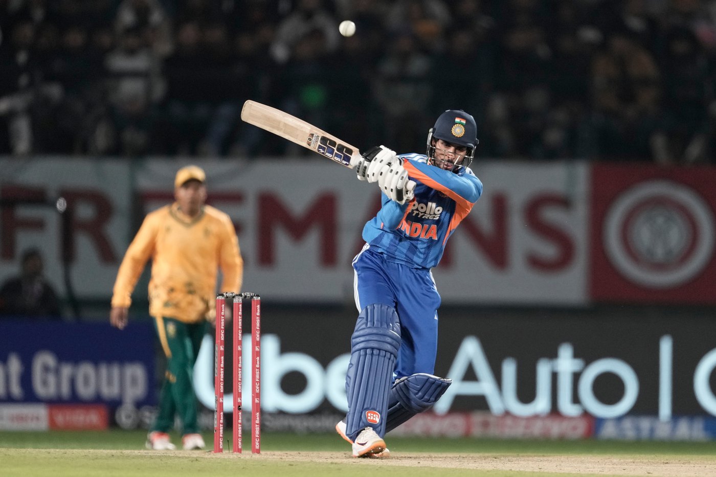 India beats South Africa by 7 wickets to take 2-1 lead in T20 series | iNFOnews.ca India beats South Africa by 7 wickets to take 2-1 lead in T20 series | iNFOnews.ca