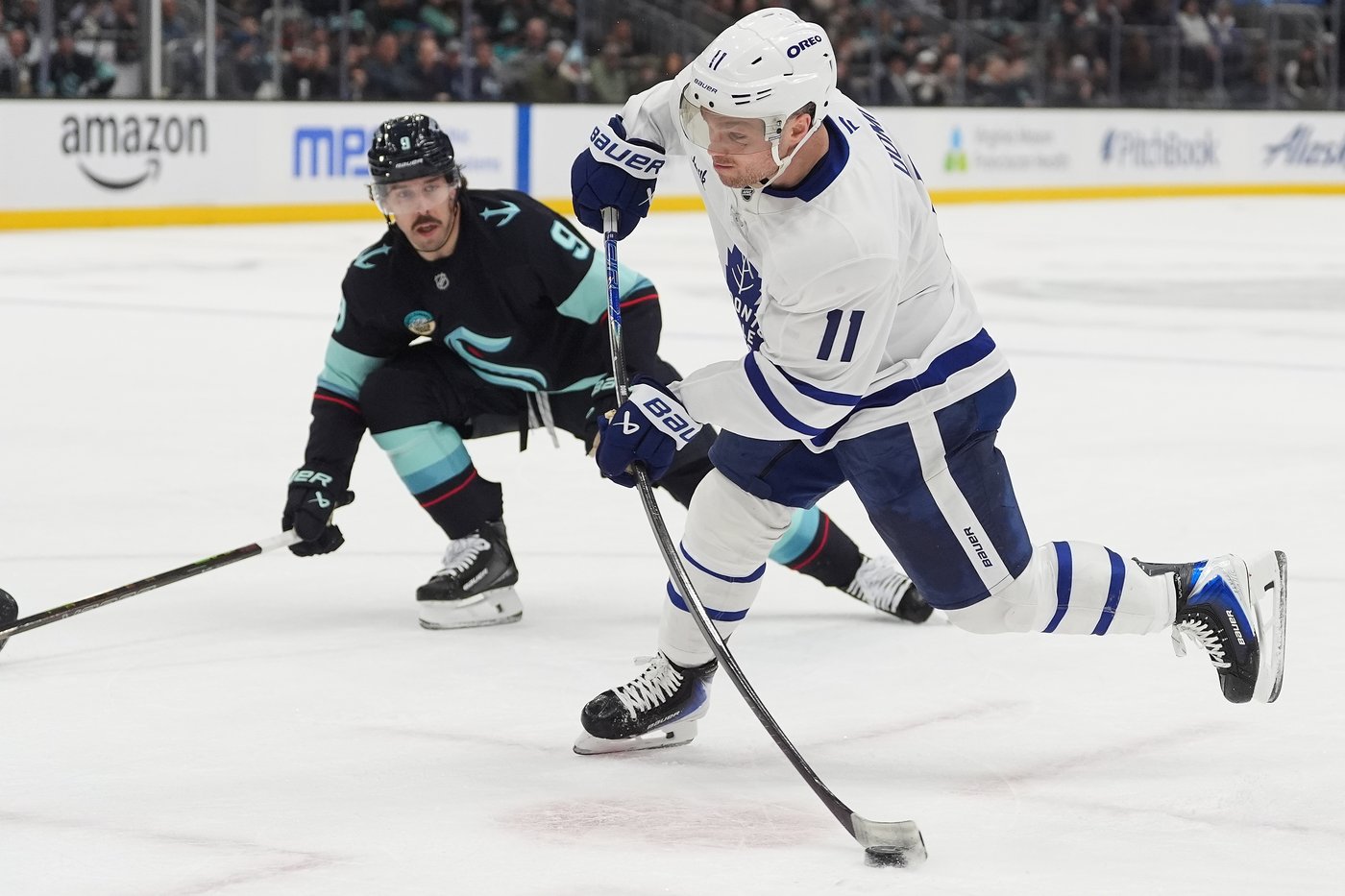 Shane Wright scores twice as Kraken extend win streak to 3 games with 5-2 win over Maple Leafs | iNFOnews.ca