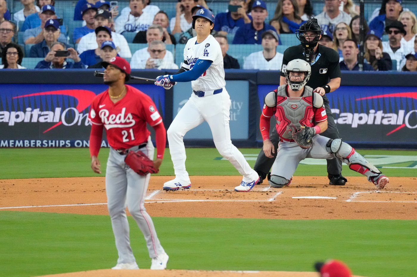Reds ace Hunter Greene rocked in postseason debut back home in LA | iNFOnews.ca