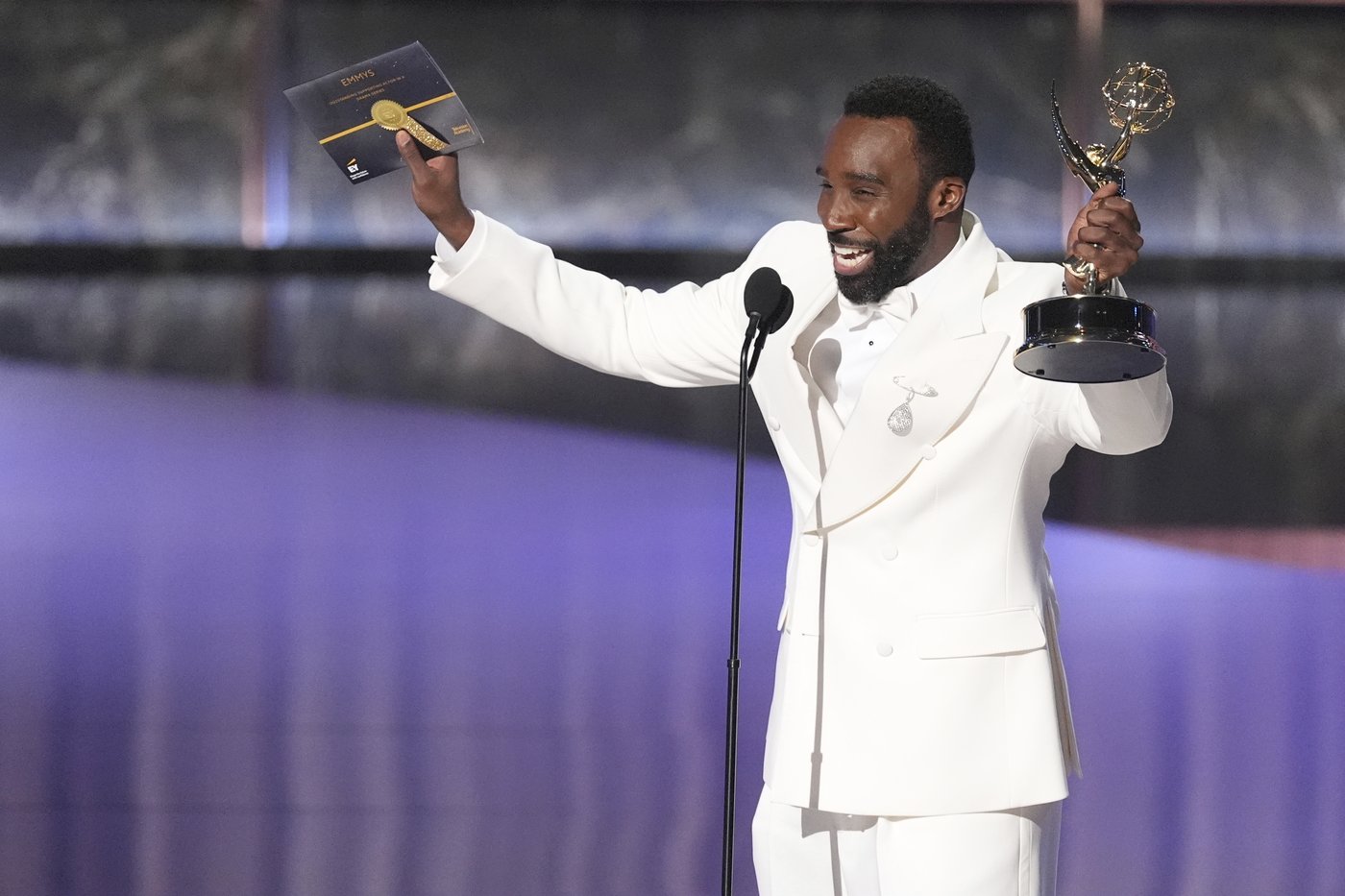 Emmy Awards highlights: Tramell Tillman, Colbert wins and a teen who stepped out of his comfort zone | iNFOnews.ca
