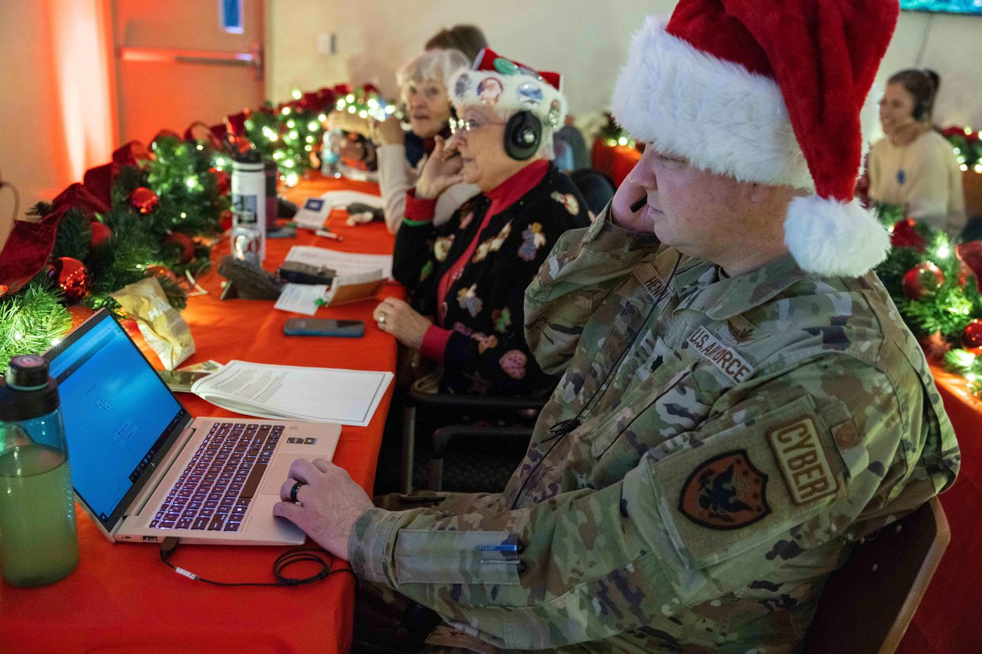 NORAD continues decades-long tradition of tracking Santa's trip around the world | iNFOnews.ca