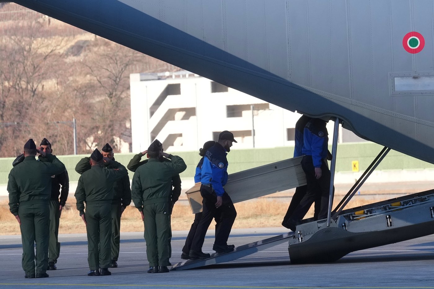 Swiss police identify all 116 people injured in deadly New Year's bar fire | iNFOnews.ca Swiss police identify all 116 people injured in deadly New Year's bar fire | iNFOnews.ca