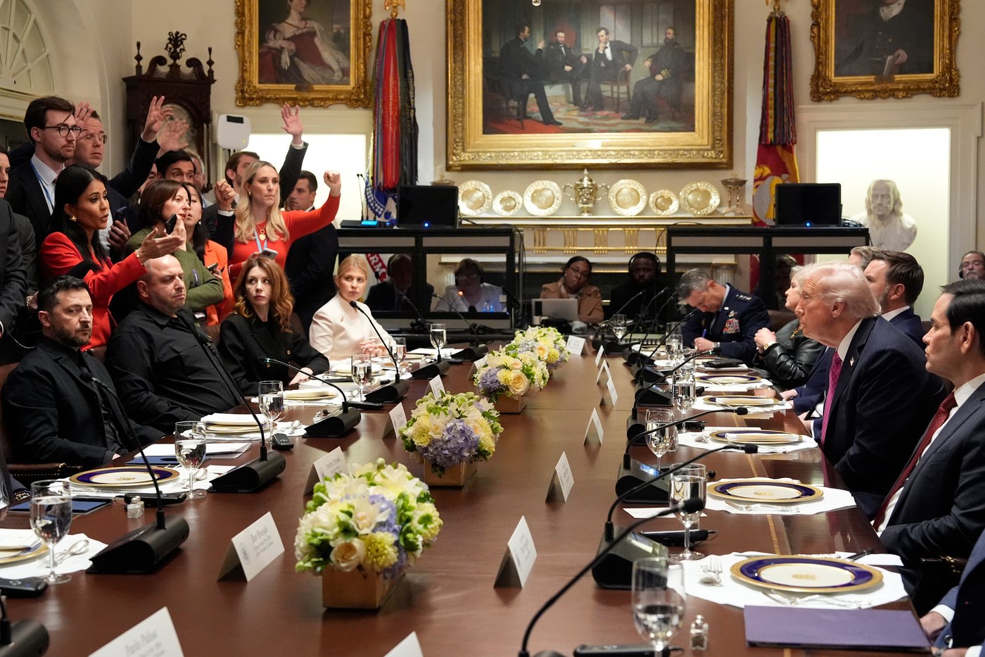 After Zelenskyy meeting, Trump calls on Ukraine and Russia to ‘stop where they are’ and end the war | iNFOnews.ca After Zelenskyy meeting, Trump calls on Ukraine and Russia to ‘stop where they are’ and end the war | iNFOnews.ca