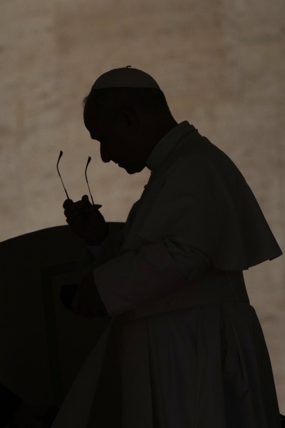 Pope urges news agencies to stand as bulwark against lies, manipulation and post-truths | iNFOnews.ca Pope urges news agencies to stand as bulwark against lies, manipulation and post-truths | iNFOnews.ca