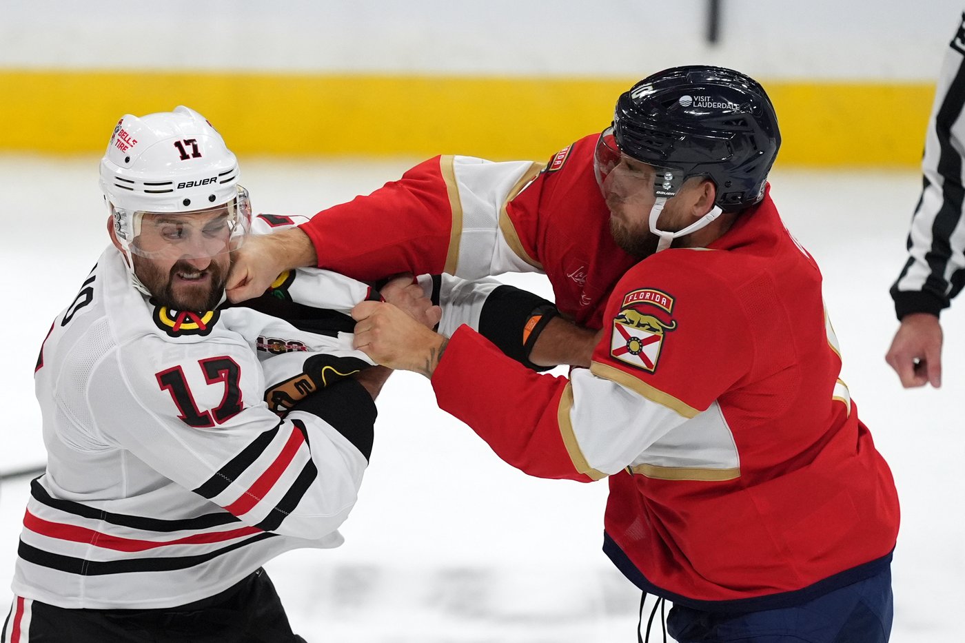 Boqvist scores go-ahead goal as Cup champ Panthers beat Blackhawks 3-2 on banner-raising night | iNFOnews.ca
