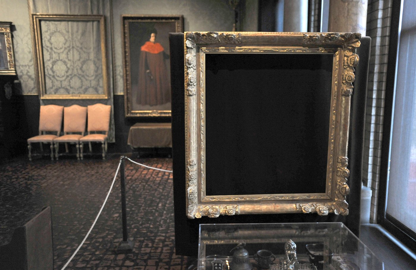 Thieves hit the Louvre again. Here's a look at other famous heists in museums worldwide | iNFOnews.ca Thieves hit the Louvre again. Here's a look at other famous heists in museums worldwide | iNFOnews.ca